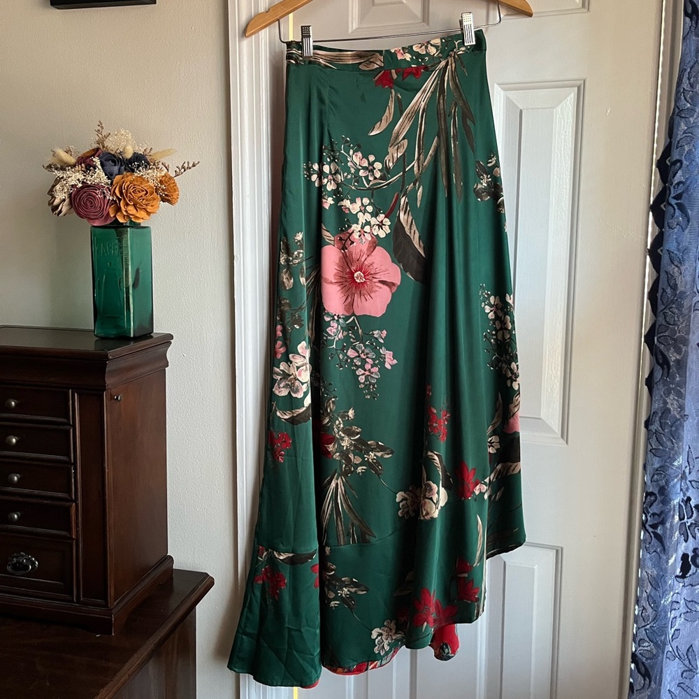 Lulu's Botanical Green Maxi Skirt